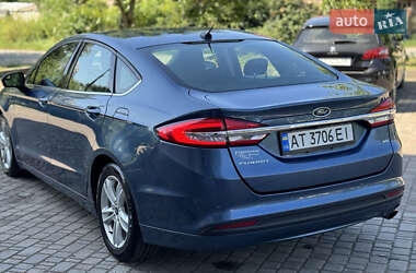 Седан Ford Fusion 2018 в 