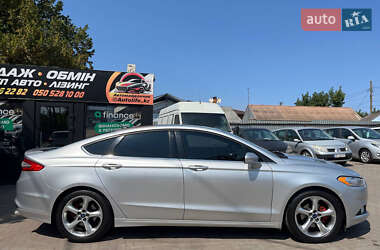 Седан Ford Fusion 2014 в 