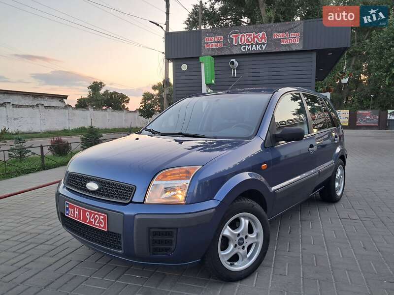 Хэтчбек Ford Fusion 2006 в 