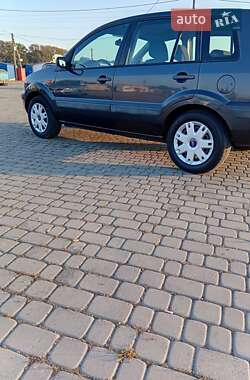 Хэтчбек Ford Fusion 2007 в 
