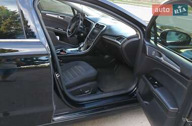 Ford Fusion 2015