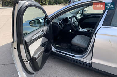 Седан Ford Fusion 2013 в 