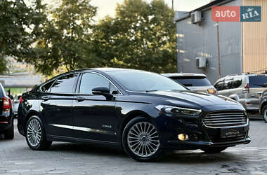 Седан Ford Fusion 2014 в 