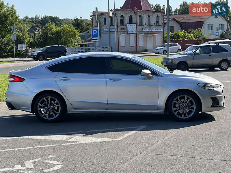 Седан Ford Fusion 2019 в Вінниці