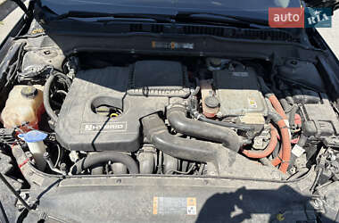 Седан Ford Fusion 2012 в 
