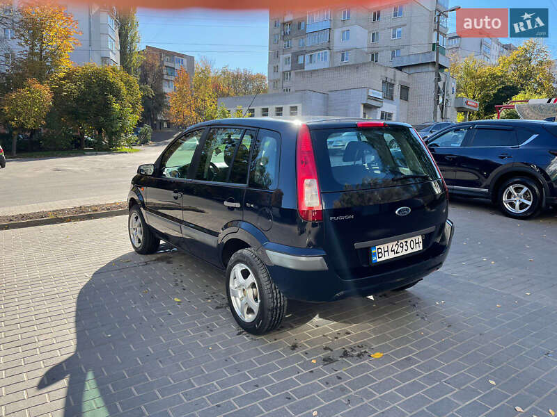 Хэтчбек Ford Fusion 2007 в Киеве
