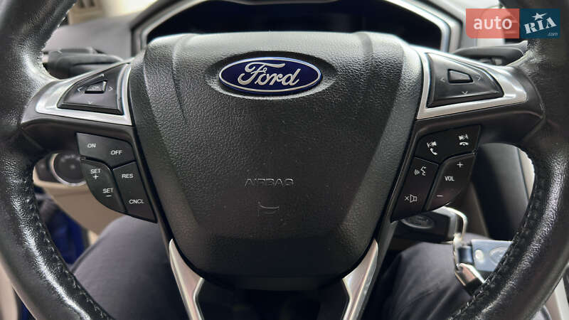 Седан Ford Fusion 2013 в Киеве