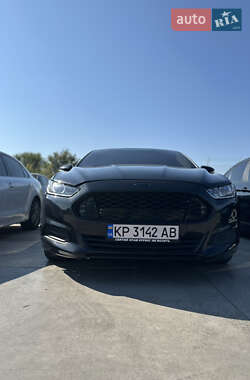 Седан Ford Fusion 2012 в 