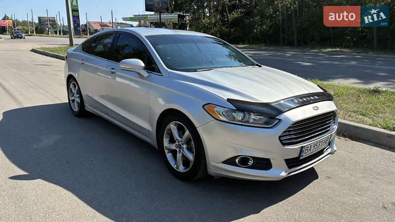 Седан Ford Fusion 2014 в Кропивницком