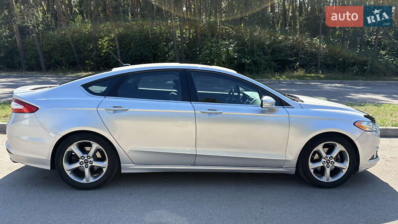 Седан Ford Fusion 2014 в Кропивницком
