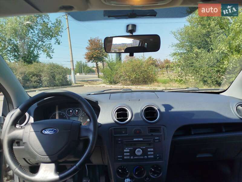 Хэтчбек Ford Fusion 2007 в Кривом Роге