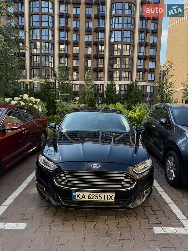 Седан Ford Fusion 2014 в 