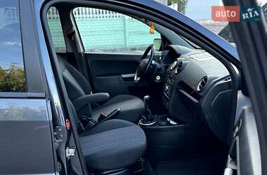 Хэтчбек Ford Fusion 2009 в 
