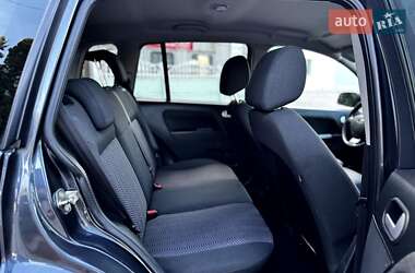 Хэтчбек Ford Fusion 2009 в 