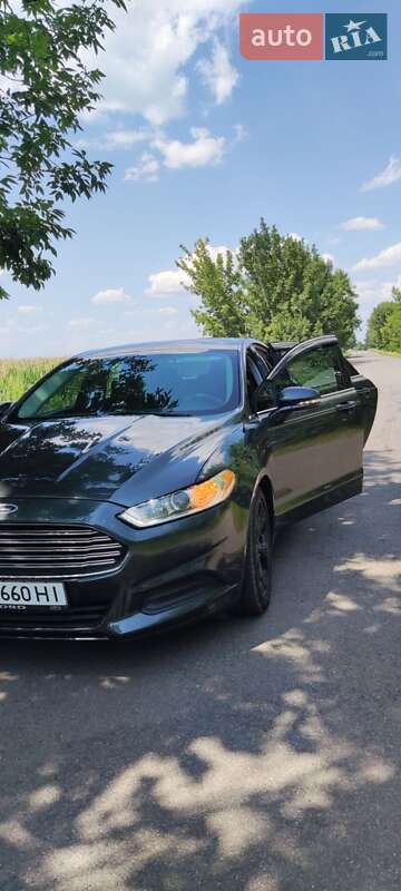Седан Ford Fusion 2015 в Полтаве