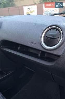 Хэтчбек Ford Fusion 2006 в 