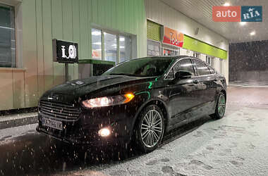 Седан Ford Fusion 2013 в 