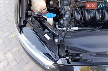 Седан Ford Fusion 2014 в 
