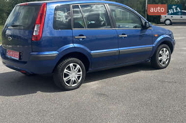 Хэтчбек Ford Fusion 2009 в 