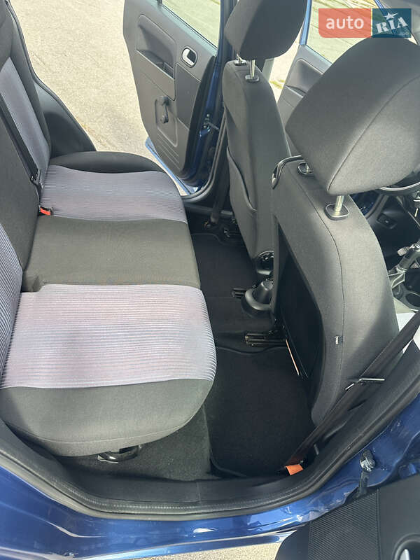 Хэтчбек Ford Fusion 2009 в Виннице