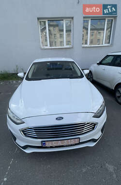 Ford Fusion 2019