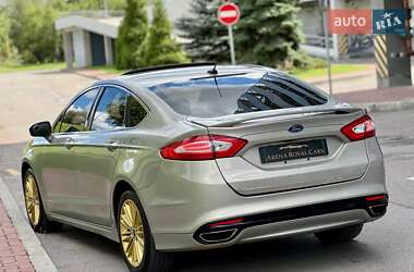Седан Ford Fusion 2015 в 