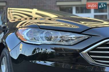 Седан Ford Fusion 2016 в 