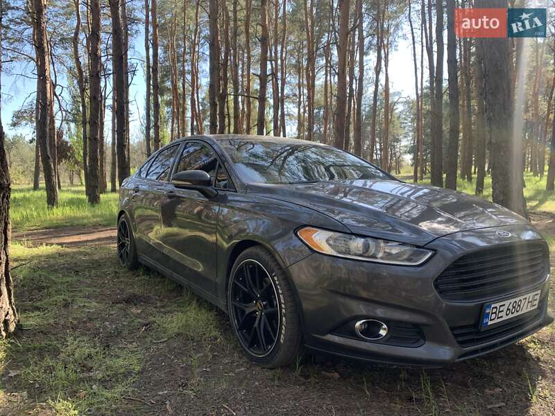 Седан Ford Fusion 2015 в Николаеве