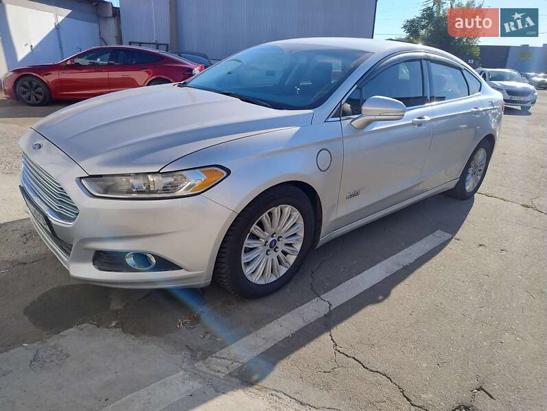 Седан Ford Fusion 2013 в Киеве