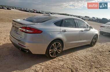 Седан Ford Fusion 2020 в 