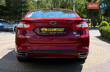 Седан Ford Fusion 2016 в 