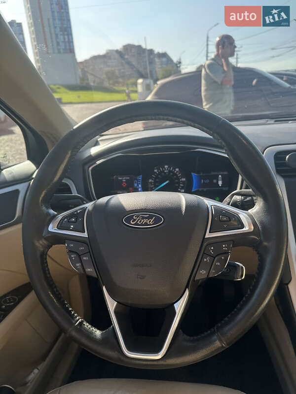 Седан Ford Fusion 2013 в Дніпрі