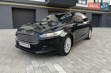 Седан Ford Fusion 2016 в 
