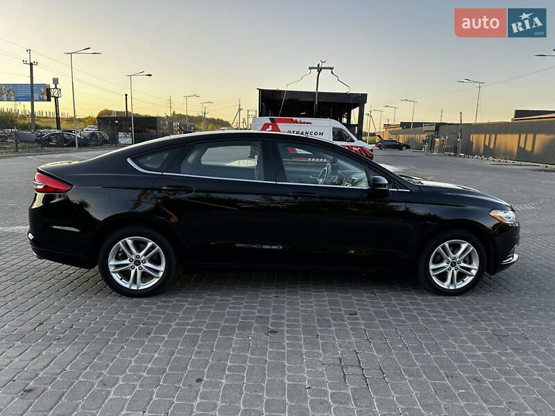 Седан Ford Fusion 2017 в Львові