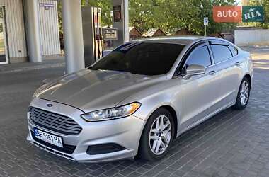Ford Fusion 2015