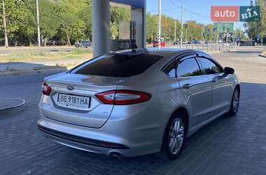 Седан Ford Fusion 2015 в 