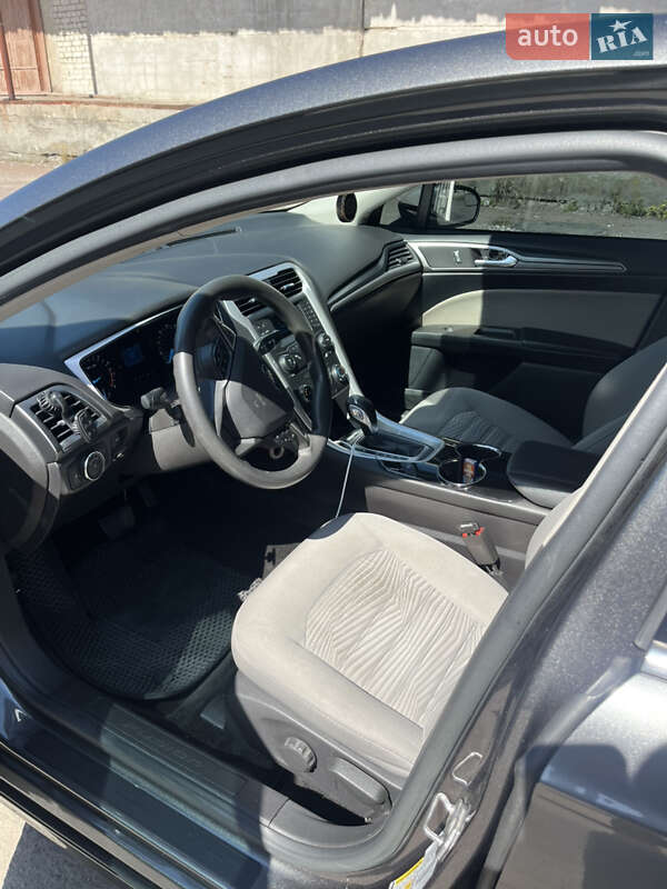 Седан Ford Fusion 2016 в Києві