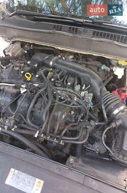 Седан Ford Fusion 2019 в 