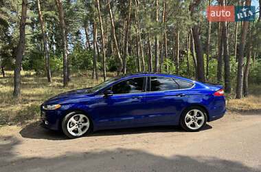 Седан Ford Fusion 2014 в 