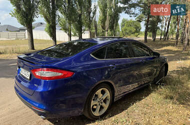 Седан Ford Fusion 2014 в 