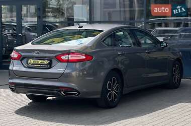 Седан Ford Fusion 2014 в 