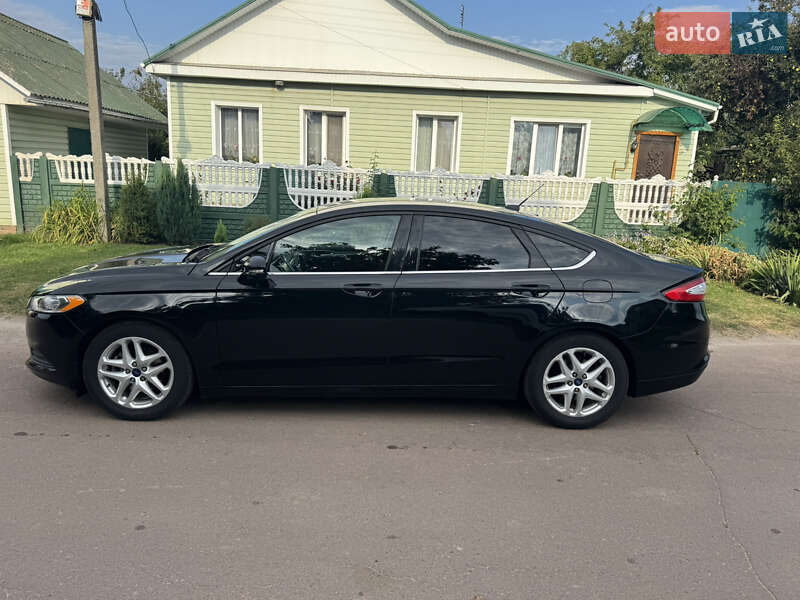 Седан Ford Fusion 2015 в Чернигове
