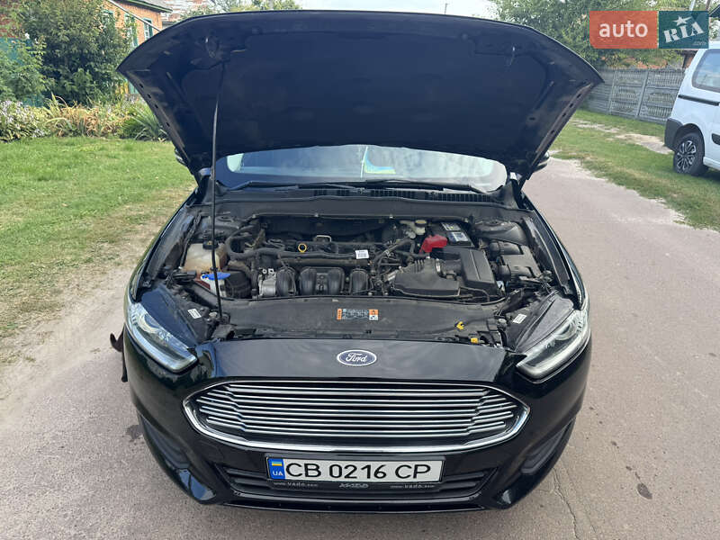 Седан Ford Fusion 2015 в Чернигове