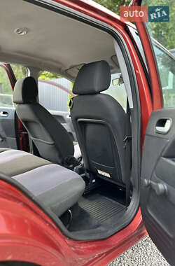 Хэтчбек Ford Fusion 2008 в 