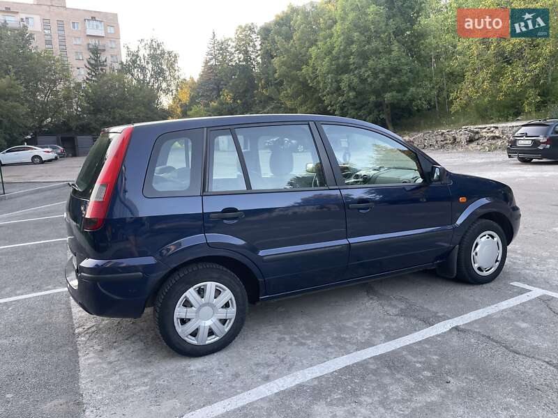 Хетчбек Ford Fusion 2004 в Рівному фото 13 Хетчбек Ford Fusion 2004 в Рівному