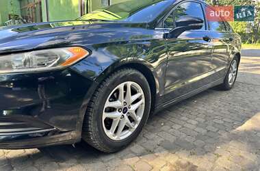 Седан Ford Fusion 2013 в 
