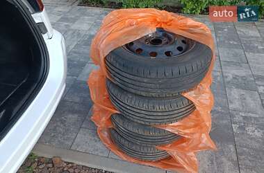 Хэтчбек Ford Fusion 2010 в 