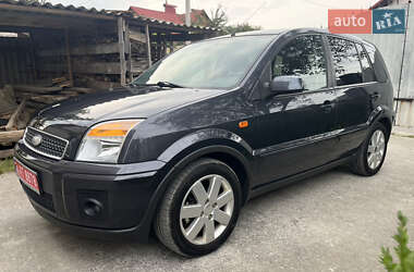 Хэтчбек Ford Fusion 2006 в 