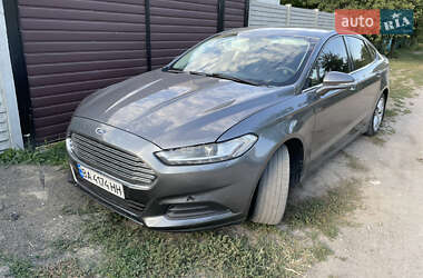 Седан Ford Fusion 2012 в 