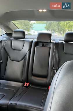 Седан Ford Fusion 2018 в 